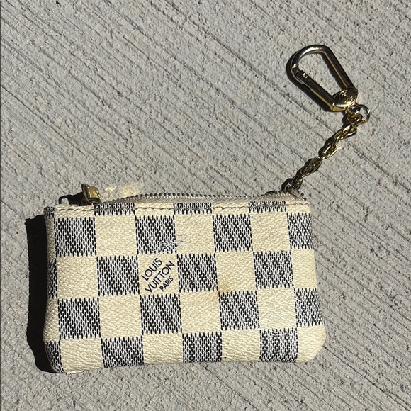 Key Pouch - Picture 2 of 3